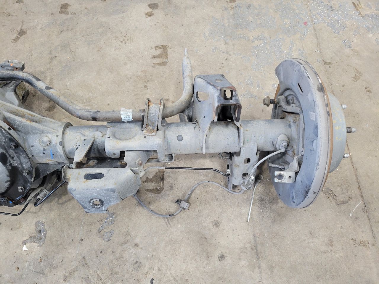 2017 ESCALADE REAR AXLE 102K MILES G80 3.23 RATIO 27731 - image 2