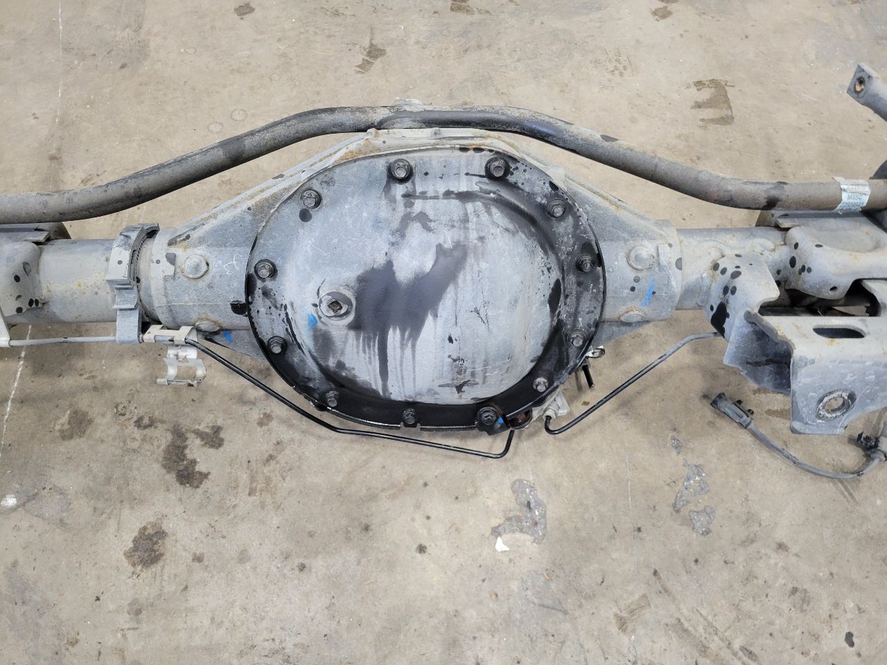 2017 ESCALADE REAR AXLE 102K MILES G80 3.23 RATIO 27731 - image 3