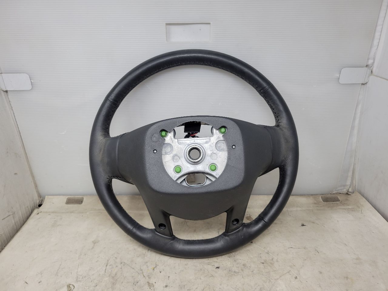 2017 ESCALADE OEM STEERING WHEEL HEATED LEATHER 27738 - image 6