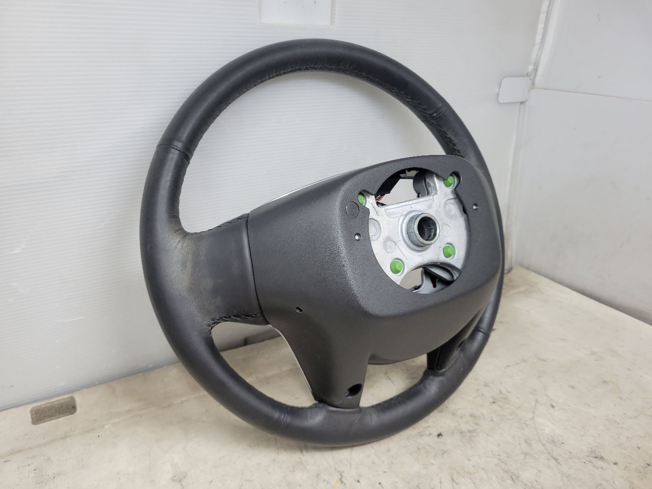 2017 ESCALADE OEM STEERING WHEEL HEATED LEATHER 27738 - image 9