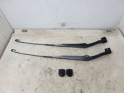 2017 ESCALADE FRONT WINDSHIELD WIPER ARMS PAIR 27760 - image 2