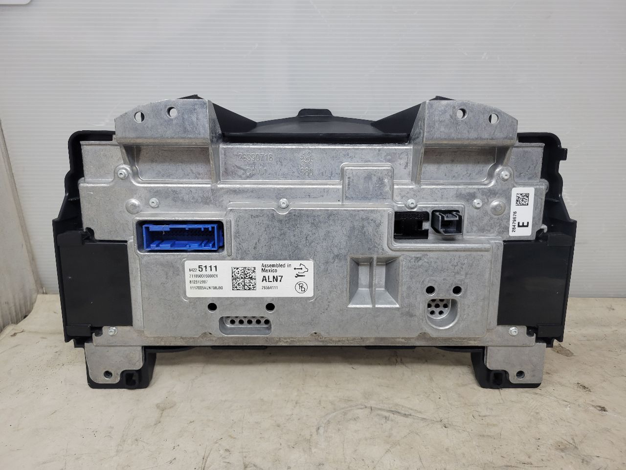 2017 ESCALADE SPEEDOMETER CLUSTER 102K 84225111 27762 - image 10
