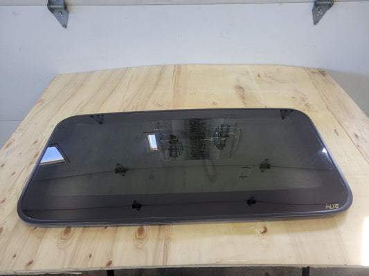 2017 ESCALADE OEM SUN ROOF GLASS ONLY 27764 - image 1
