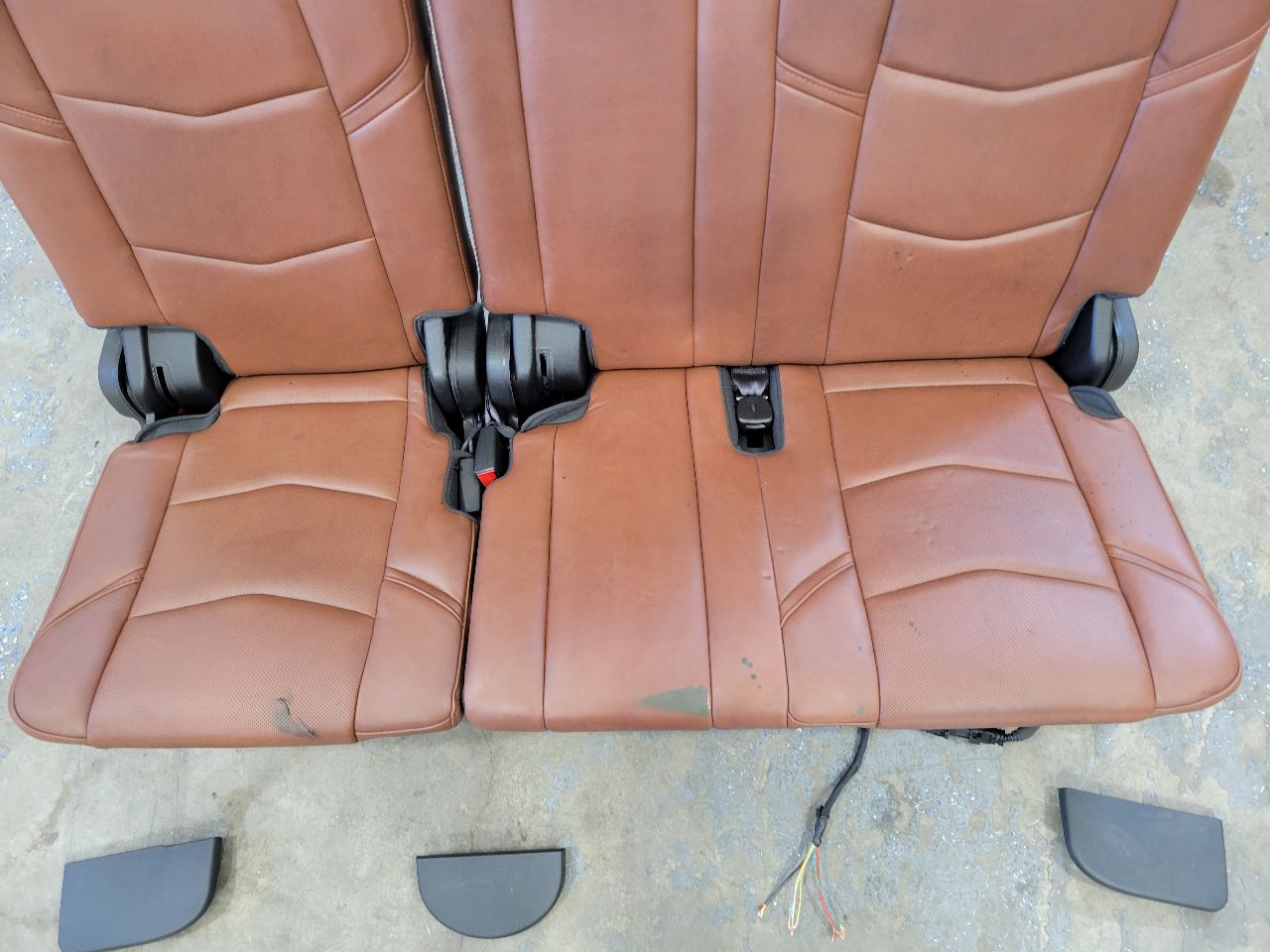 2017 ESCALADE THIRD ROW SEAT POWER FOLD BROWN 27765 - image 4