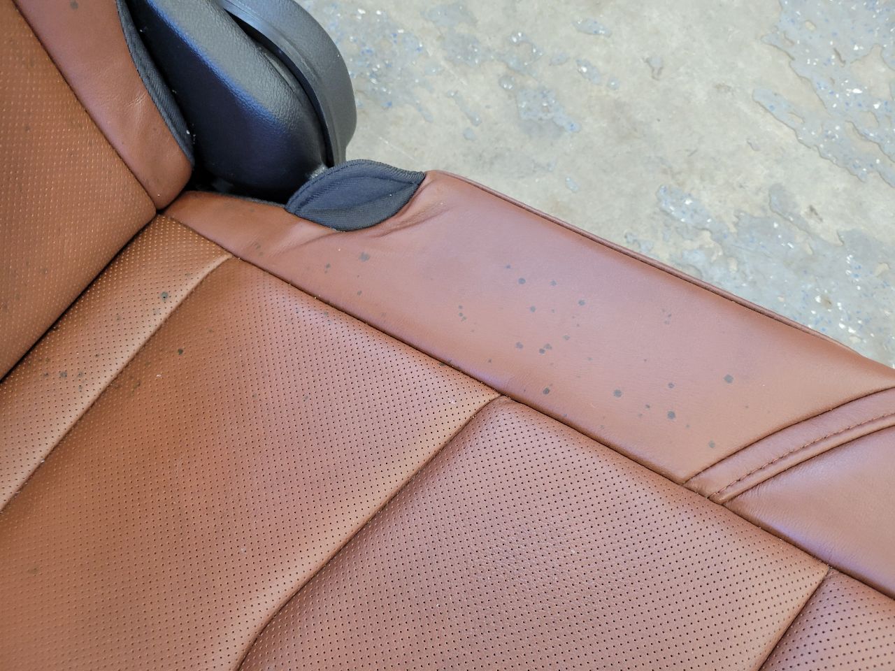 2017 ESCALADE THIRD ROW SEAT POWER FOLD BROWN 27765 - image 20