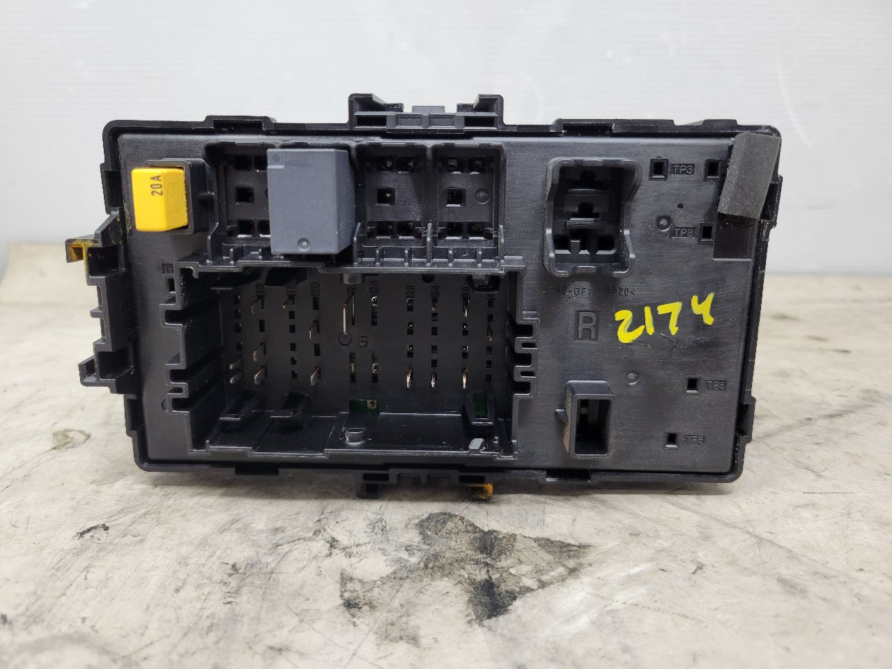 2017 ESCALADE DASH FUSE BOX WIRE JUNCTION 23418064 27829 - image 6