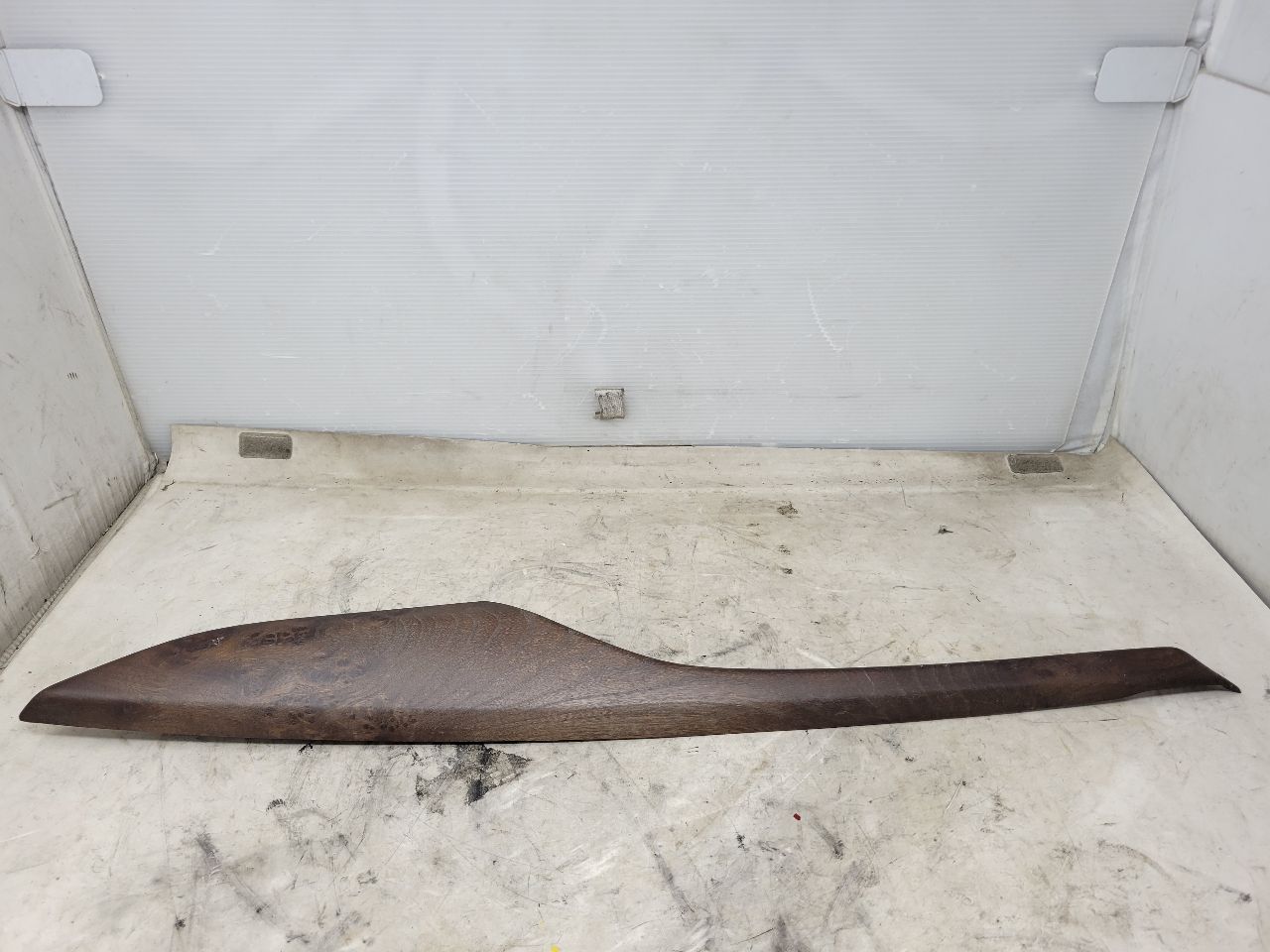 2017 ESCALADE FRONT PASSENGER DOOR PANEL WOOD TRIM 27835 - image 1