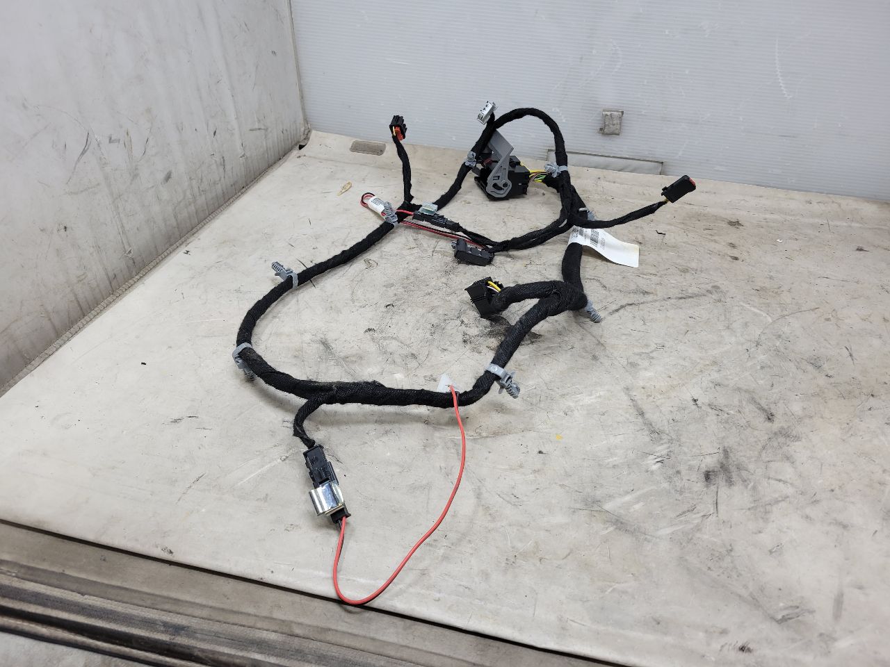 2017 ESCALADE FRONT RH DOOR PANEL WIRE 84030288 27849 - image 10
