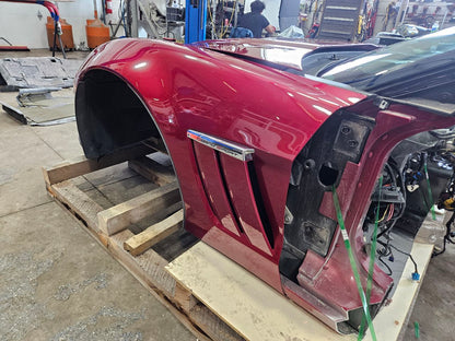 2011 CORVETTE FRONT CLIP CUT BEHIND A PILLAR 89U 27891 - image 10
