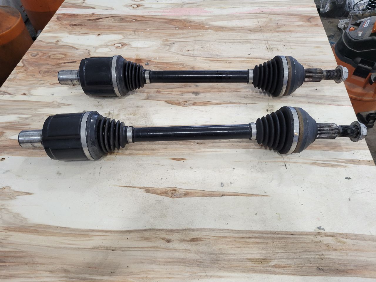2011 CORVETTE REAR AXLE SHAFTS PAIR LH RH FE3 F55 27917 - image 2
