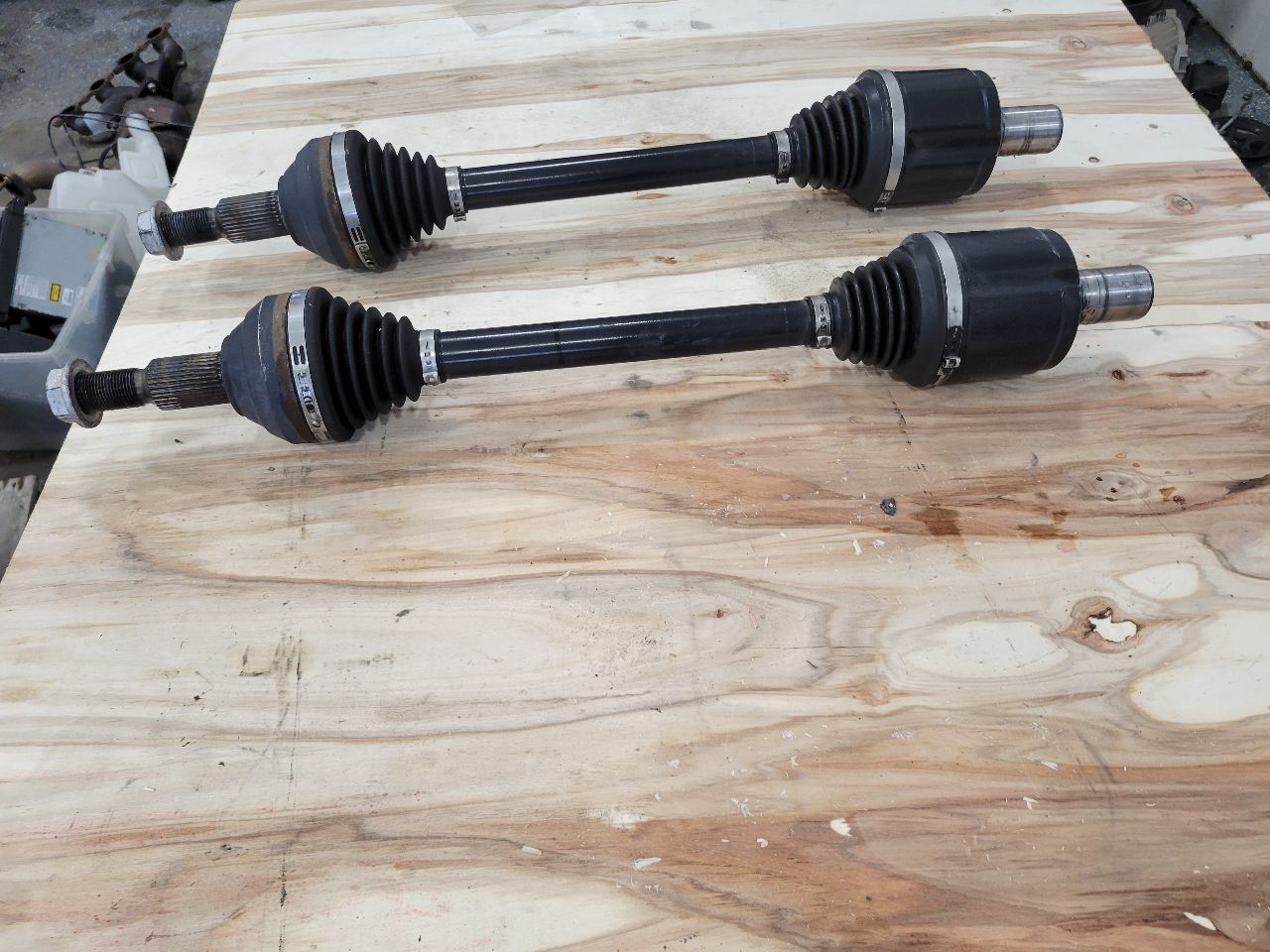 2011 CORVETTE REAR AXLE SHAFTS PAIR LH RH FE3 F55 27917 - image 4