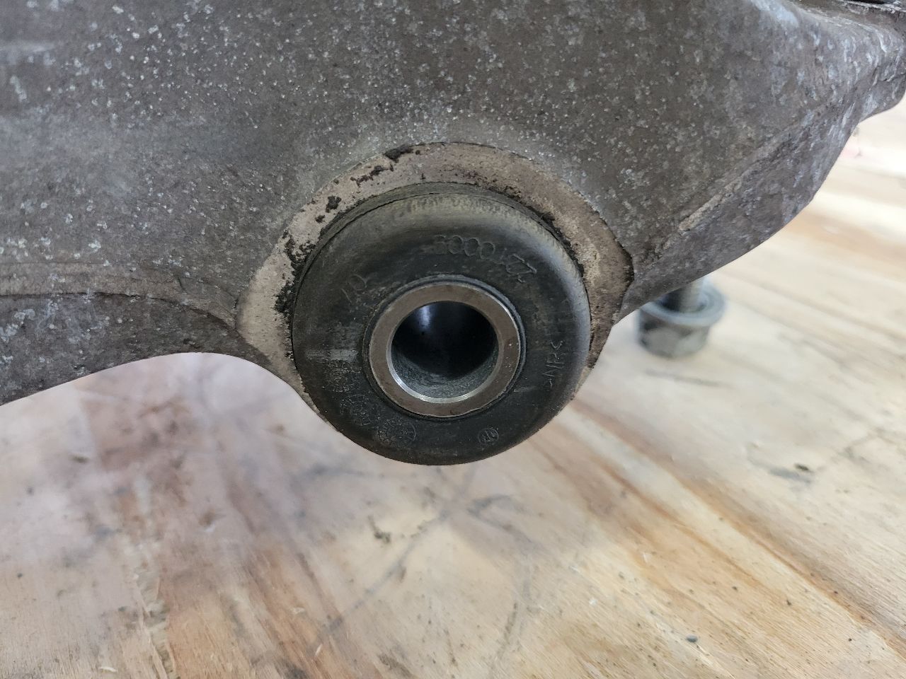 2011 CORVETTE LH REAR LOWER CONTROL ARM 29K MI 27918 - image 4
