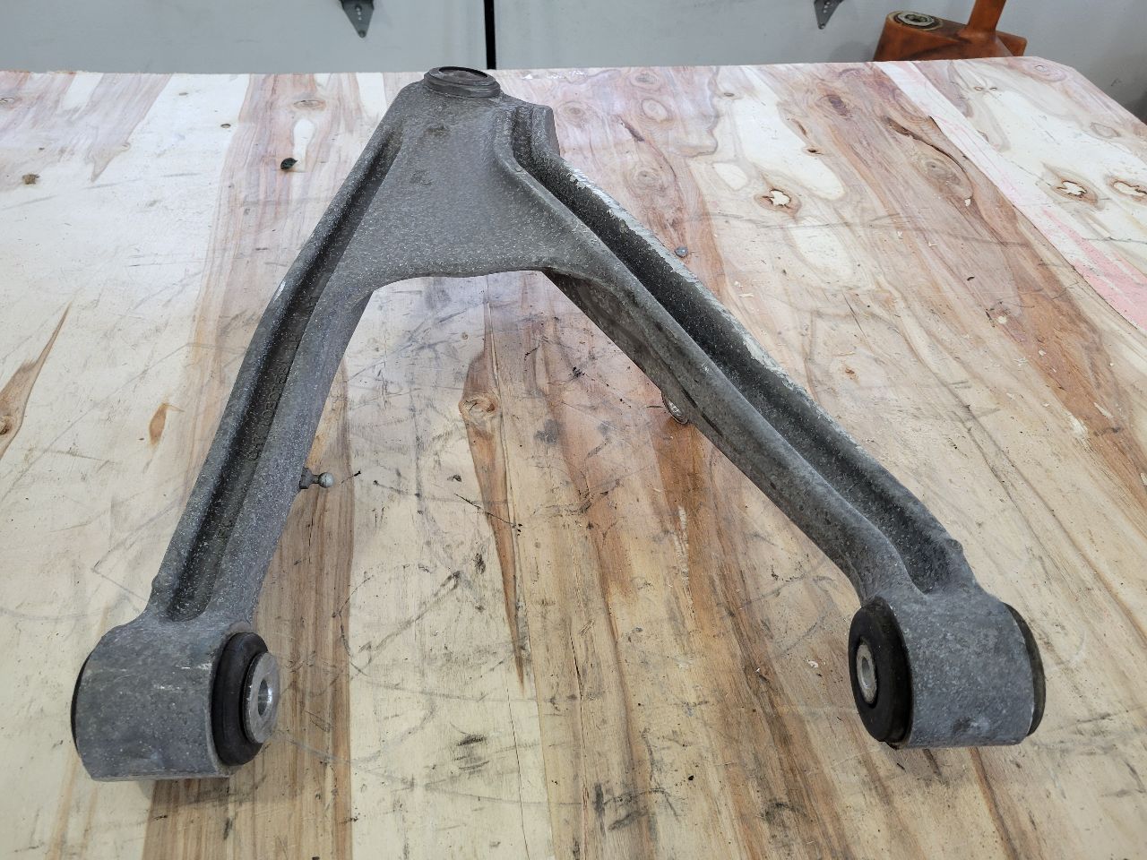 2011 CORVETTE LH REAR LOWER CONTROL ARM 29K MI 27918 - image 5