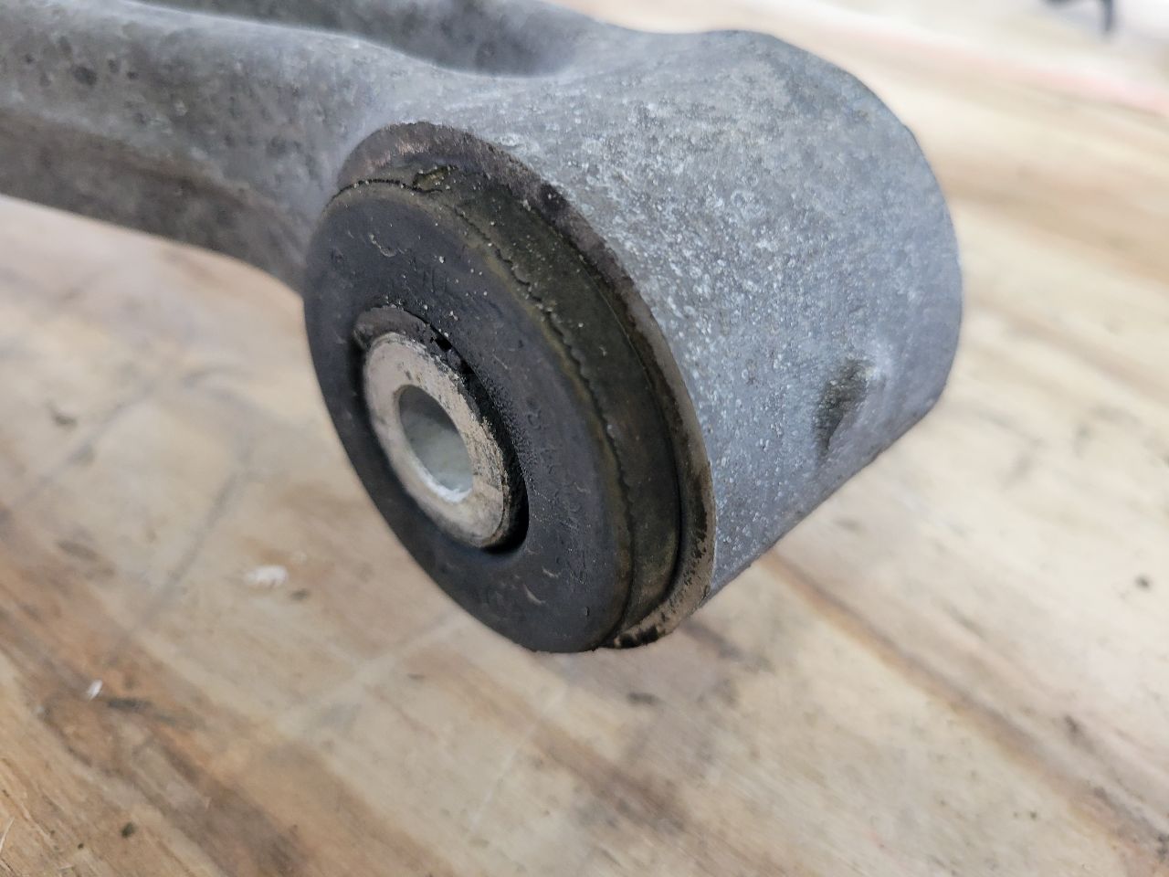 2011 CORVETTE LH REAR LOWER CONTROL ARM 29K MI 27918 - image 6