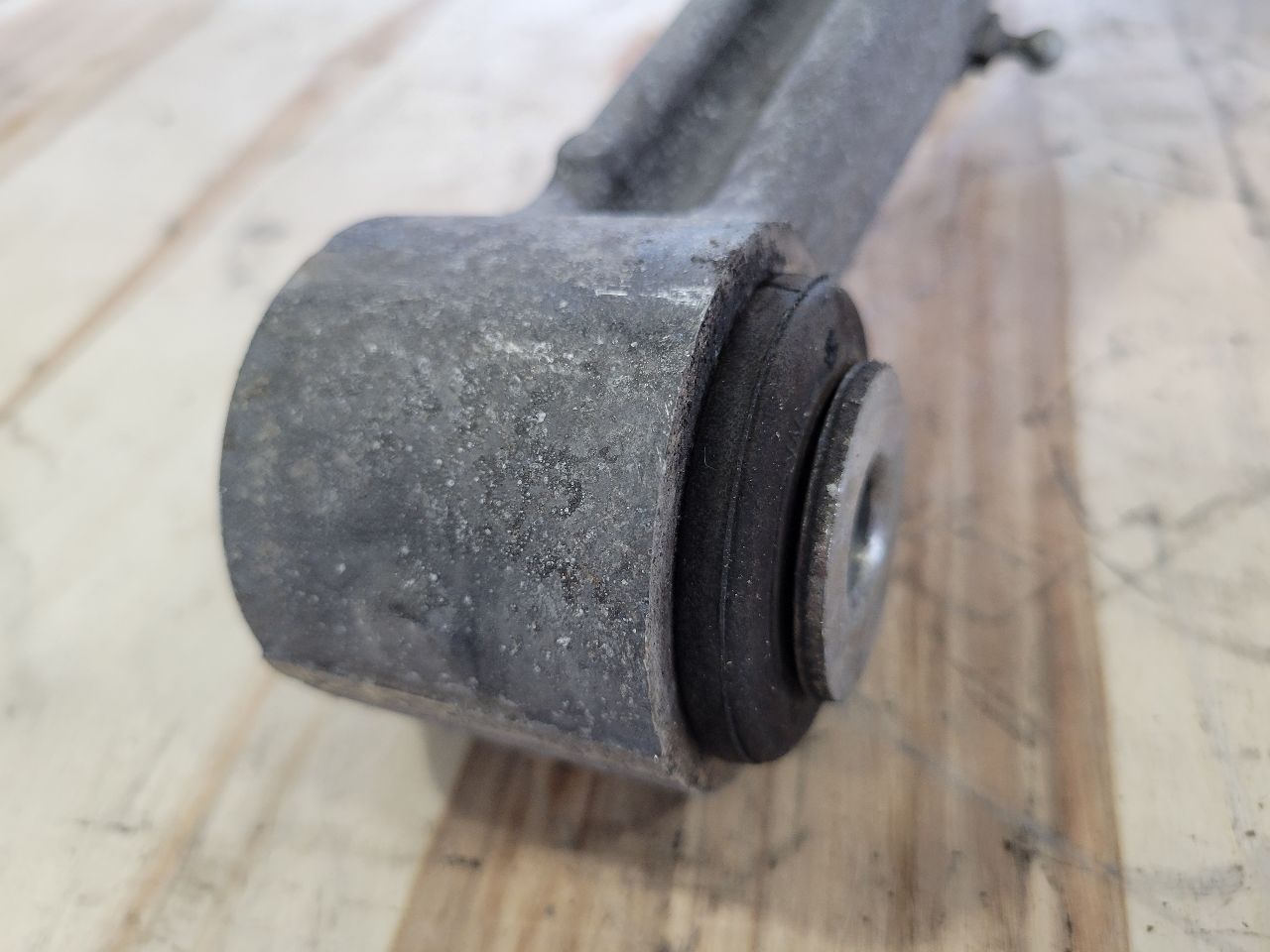 2011 CORVETTE LH REAR LOWER CONTROL ARM 29K MI 27918 - image 7