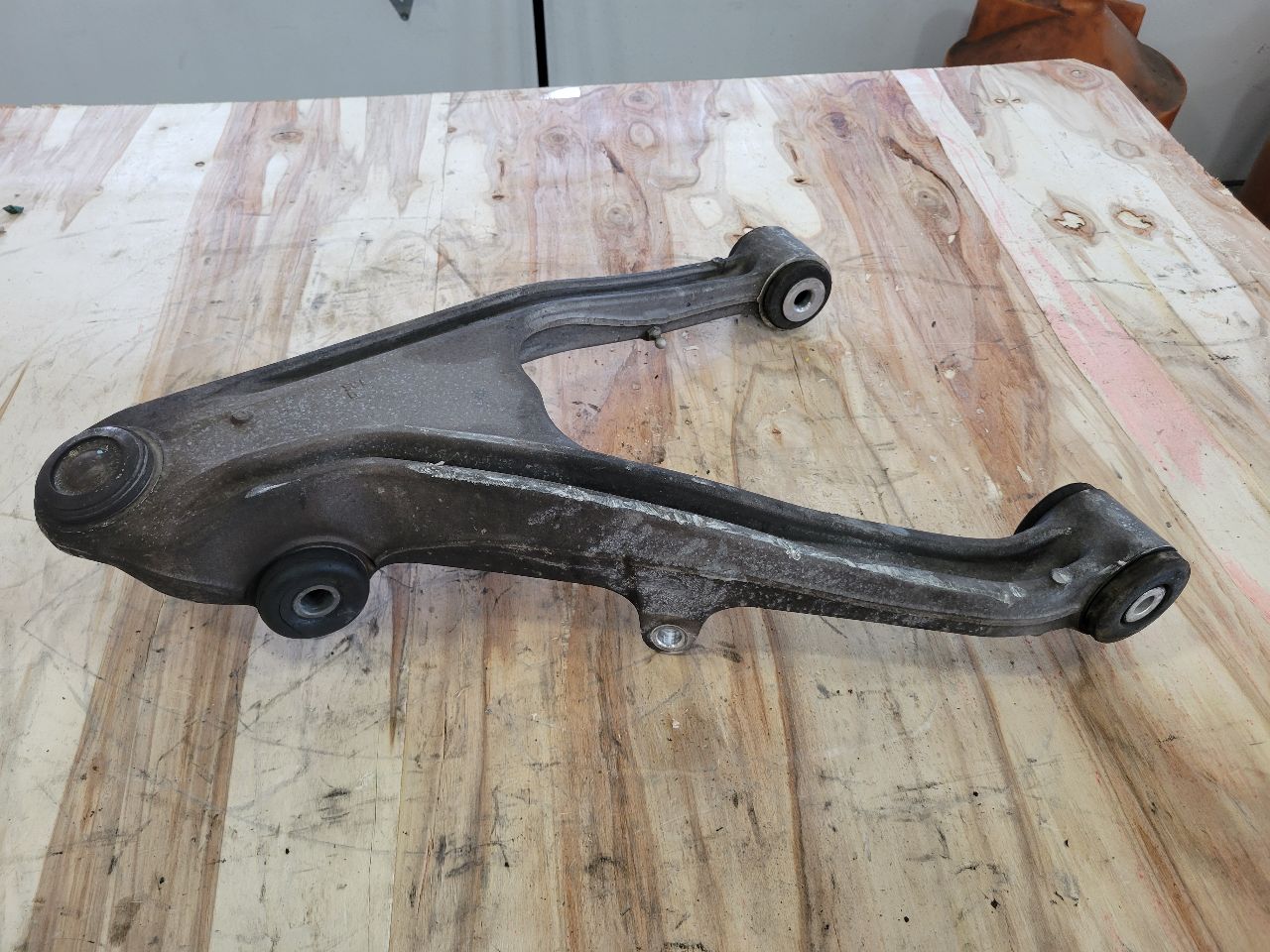2011 CORVETTE RH REAR LOWER CONTROL ARM 29K MI 27919 - image 10