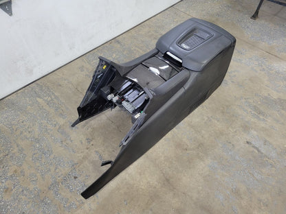 2015 ESCALADE PLATINUM CENTER CONSOLE W/COOLER 27936 - image 4