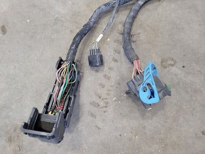 2011 CORVETTE ENGINE TO TRANSMISSION WIRE HARNESS 27958 - image 2