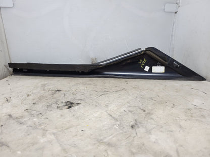 2011 CORVETTE RH PASSENGER EXTERIOR A PILLAR TRIM 27966 - image 12