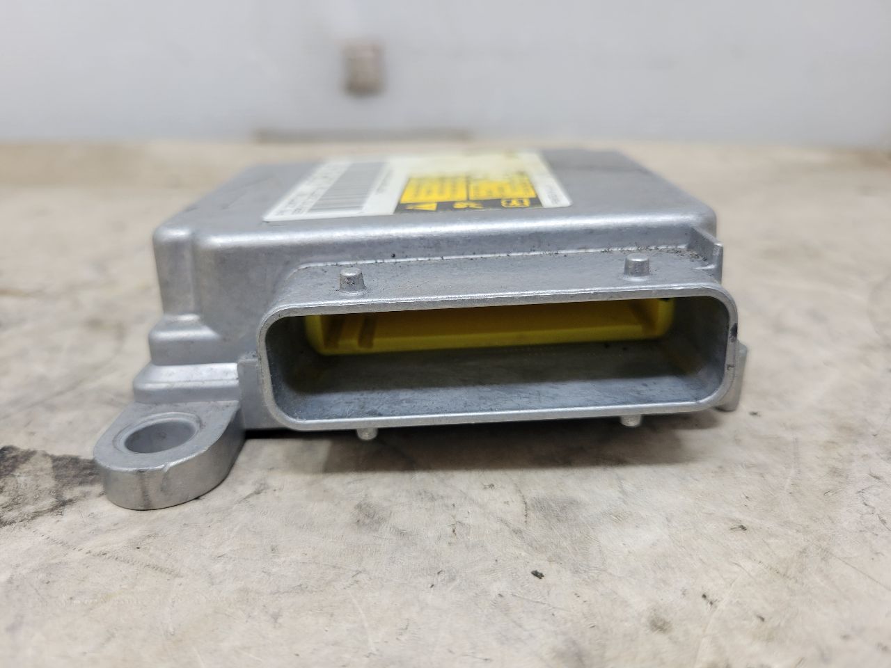 2011 CORVETTE SRS CRASH MODULE 20877198 27973 - image 3