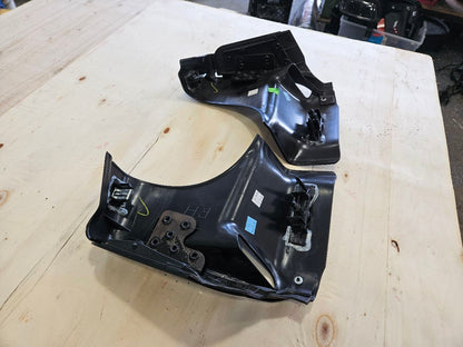 2011 CORVETTE B PILLAR SEAT BELT TRIM COVERS PAIR 27989 - image 10