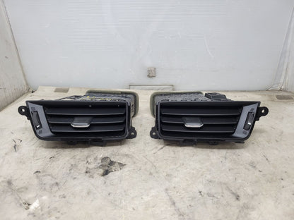 2017 SIERDEN15 SET OF 4 DASH VENTS LH RH 28032 - image 2