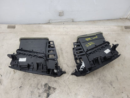 2017 SIERDEN15 SET OF 4 DASH VENTS LH RH 28032 - image 4