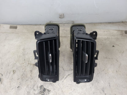 2017 SIERDEN15 SET OF 4 DASH VENTS LH RH 28032 - image 10