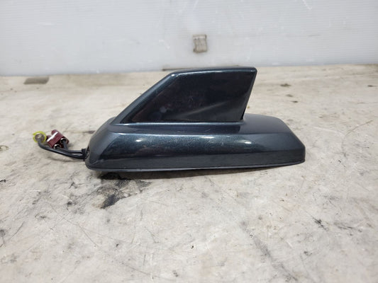 2017 SIERDEN15 SHARK FIN ANTENNA 84081933 GASOLINE 28069 - image 1