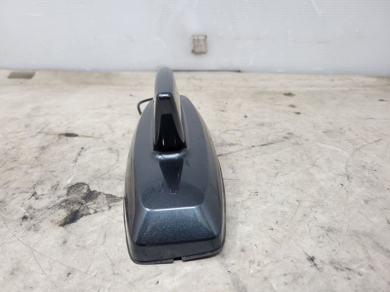 2017 SIERDEN15 SHARK FIN ANTENNA 84081933 GASOLINE 28069 - image 3