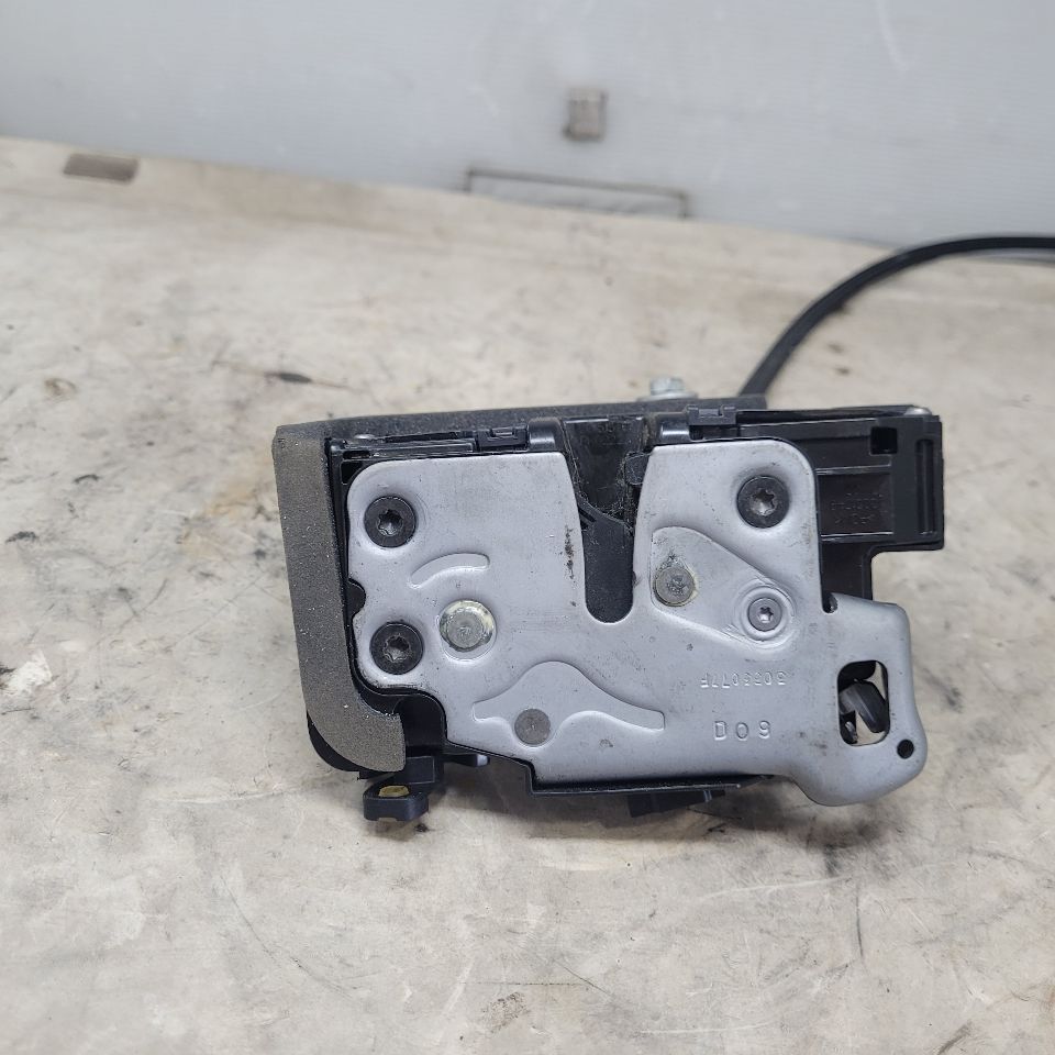 2015 ESCALADE FRONT LH DOOR LATCH LOCK ACTUATOR 28090 - image 6