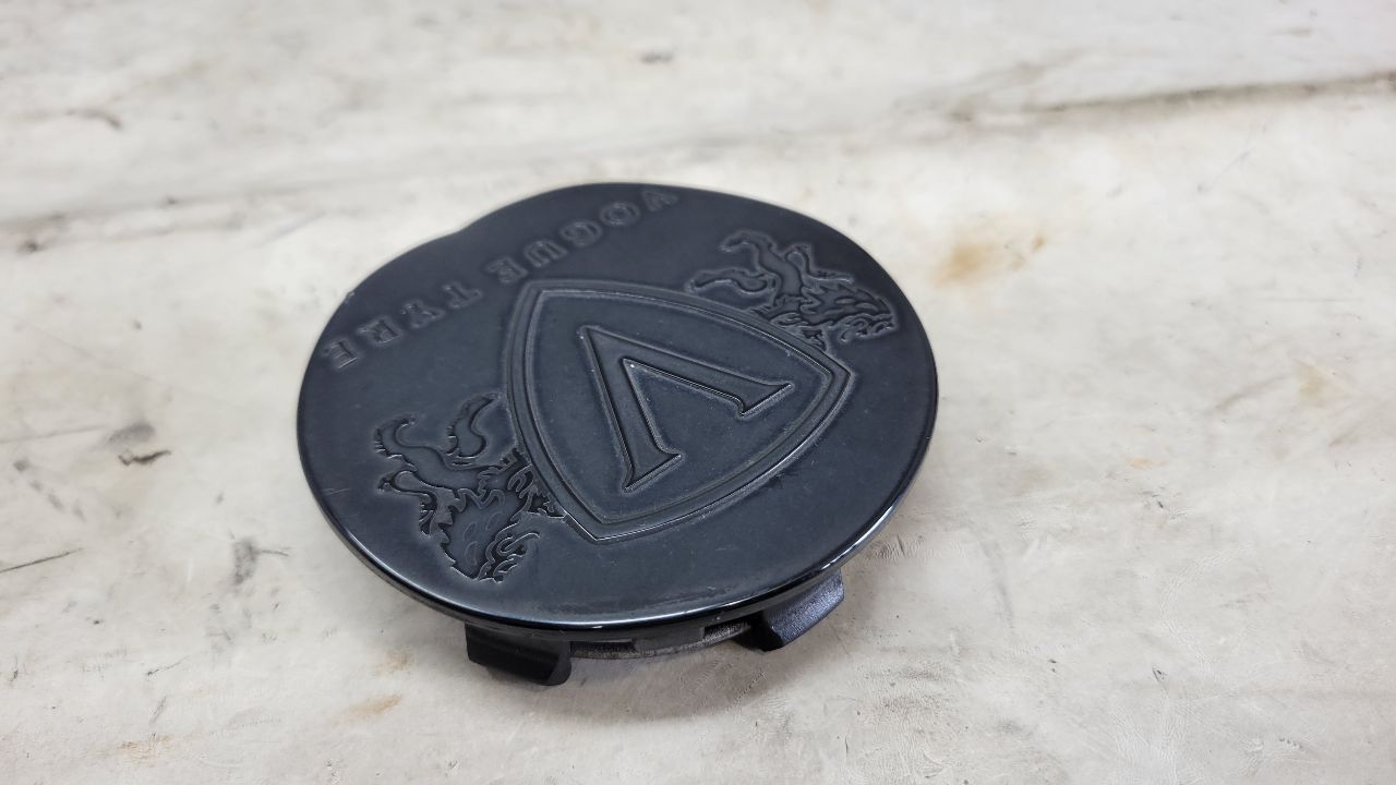 2017 ESCALADE VOGUE TYRE CENTER CAP GLOSS BLACK 28097 - image 4