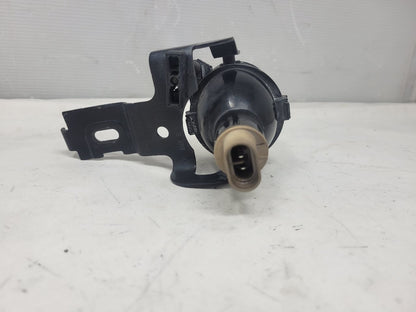 1998 CORVETTE RH FOG DRIVING LAMP W/BRACKET 28102 - image 6