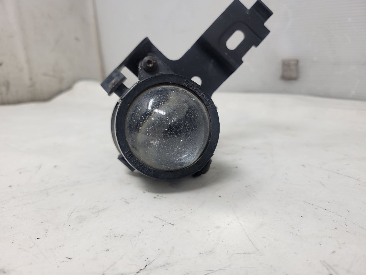 1998 CORVETTE RH FOG DRIVING LAMP W/BRACKET 28102 - image 7