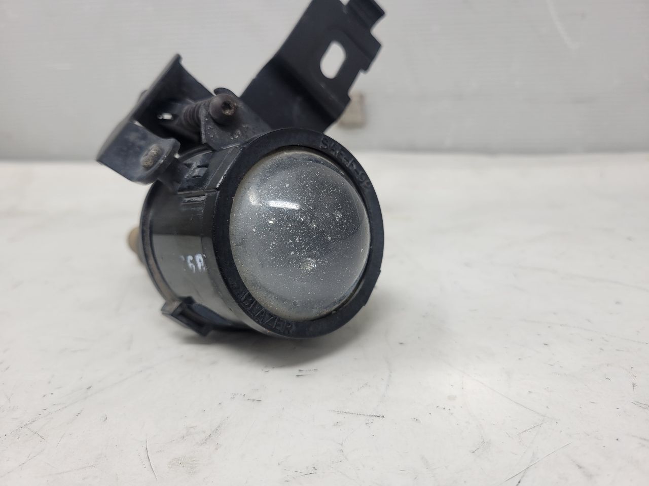 1998 CORVETTE RH FOG DRIVING LAMP W/BRACKET 28102 - image 8