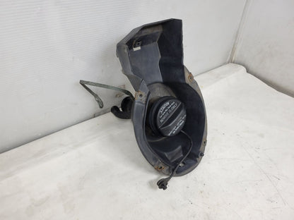 1998 CORVETTE FUEL FILLER NECK & DOOR MOUNT 28104 - image 3