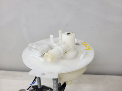 SS 1LE INTANK FUEL PUMP 19K MILES 28110 - image 7