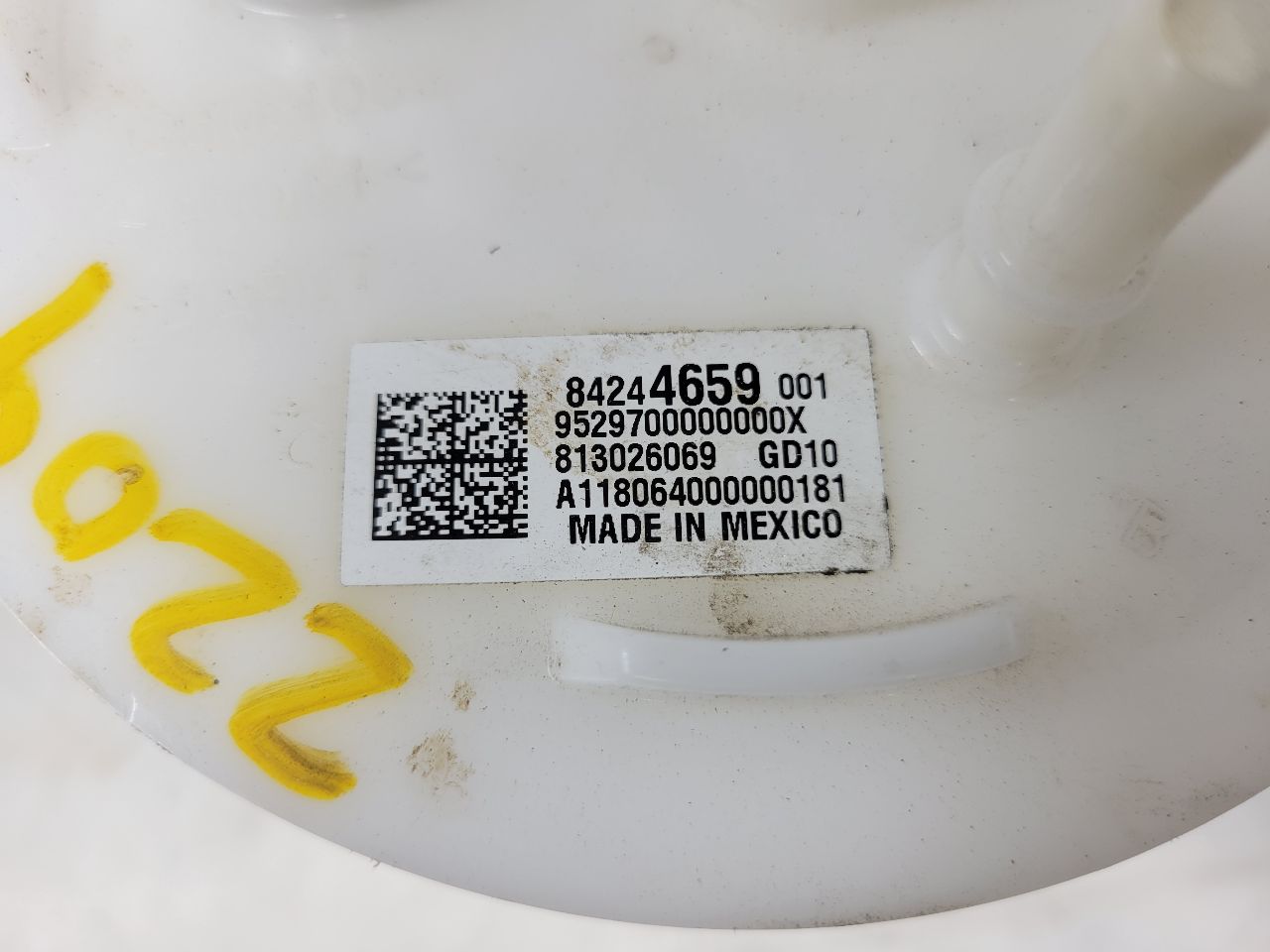 SS 1LE INTANK FUEL PUMP 19K MILES 28110 - image 12