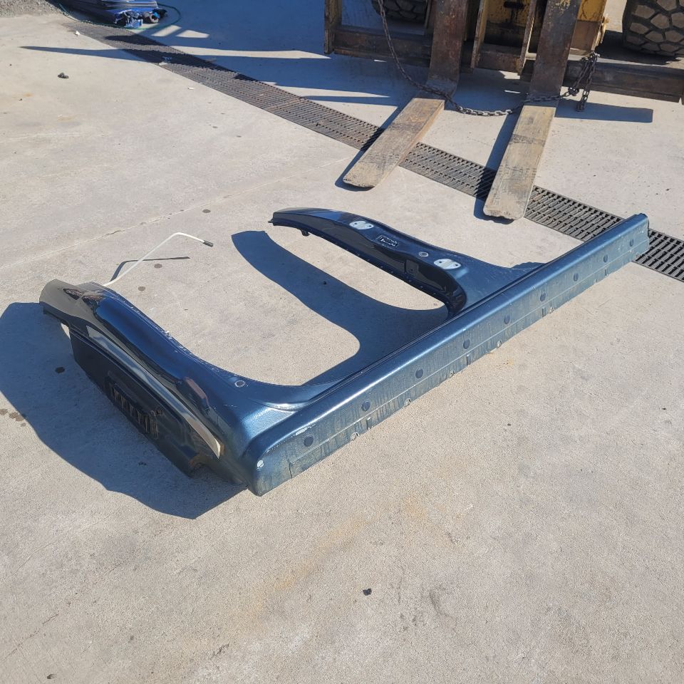 2017 SIERDEN15 RH PASSENGER CAB 3/4 ROCKER CUT 28144 - image 2