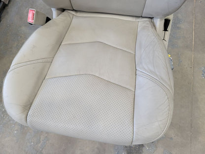 2016 ESCALADE FRONT SEATS, PAIR SHALE / BEIGE 28146 - image 15