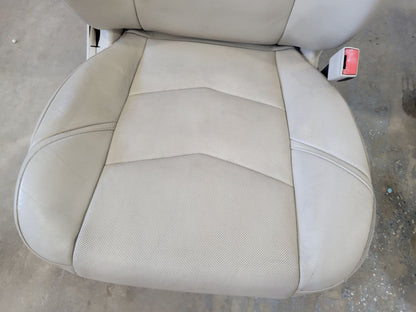 2016 ESCALADE FRONT SEATS, PAIR SHALE / BEIGE 28146 - image 16