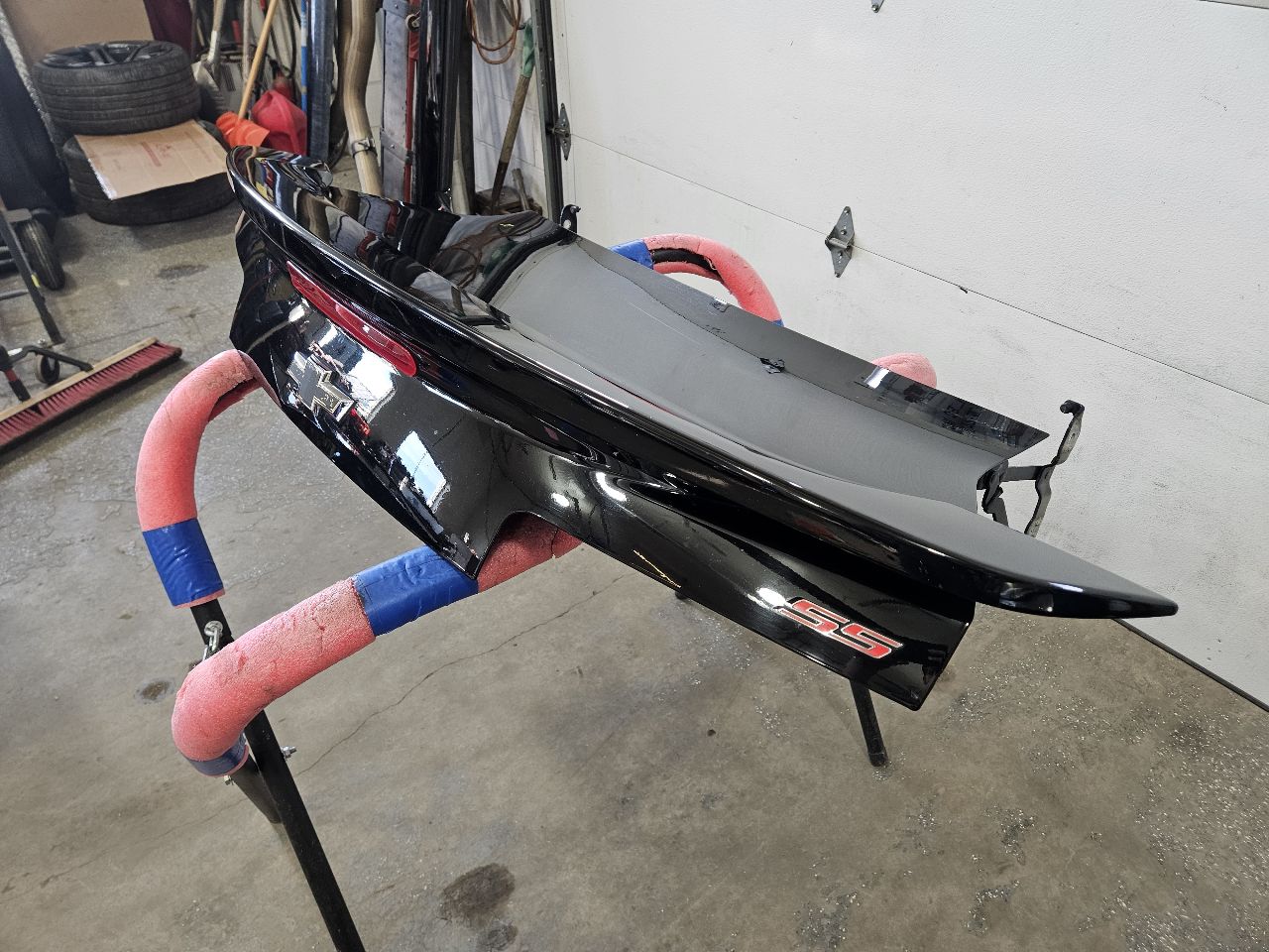 2014 CAMARO DECKLID COUPE WITH SS SPOILER BLACK 28152 - image 3