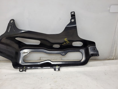 2014 CAMARO LH DRIVER TAIL LIGHT BUCKET MOUNT 28201 - image 3