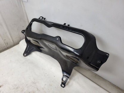 2014 CAMARO LH DRIVER TAIL LIGHT BUCKET MOUNT 28201 - image 8