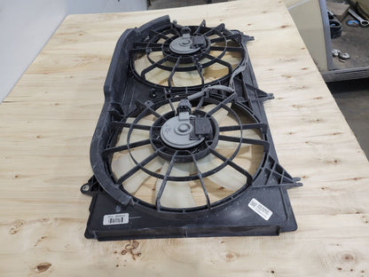 2014 CAMARO RADIATOR COOLING FANS - CRACK ON SID 28253 - image 12