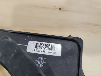 2014 CAMARO RADIATOR COOLING FANS - CRACK ON SID 28253 - image 16