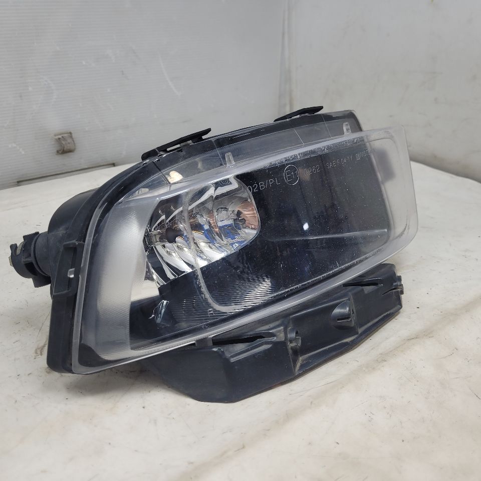 2011 CORVETTE RH FRONT FOG DAYTIME RUNNING LAMP DR 28269 - image 3