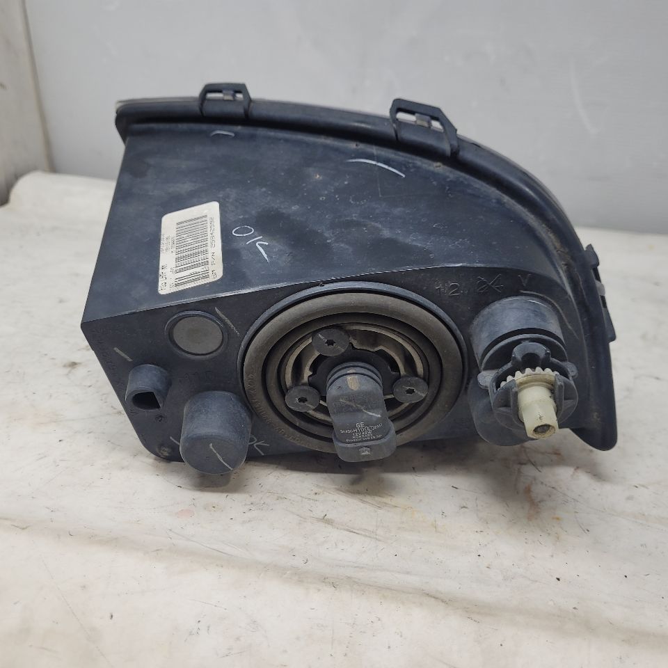 2011 CORVETTE RH FRONT FOG DAYTIME RUNNING LAMP DR 28269 - image 6