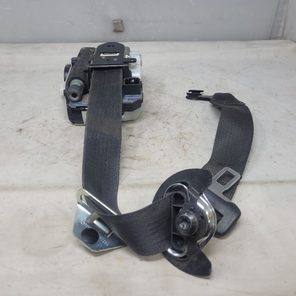 2019 ESCALADE LH SEATBELT RETRACTOR BLACK 84460985 28293 - image 5