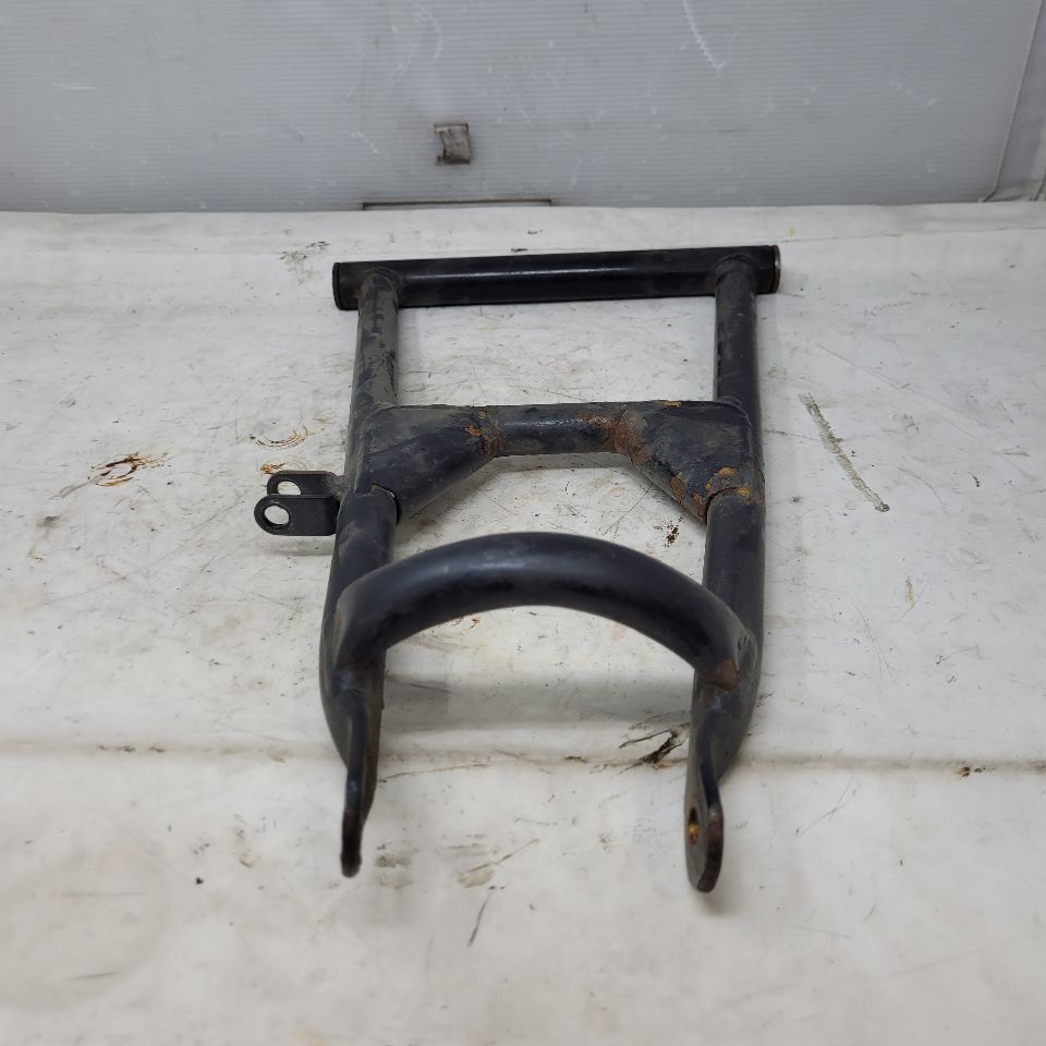 2002 ZR500 RH LOWER CONTROL ARM 0703-942 28317 - image 3